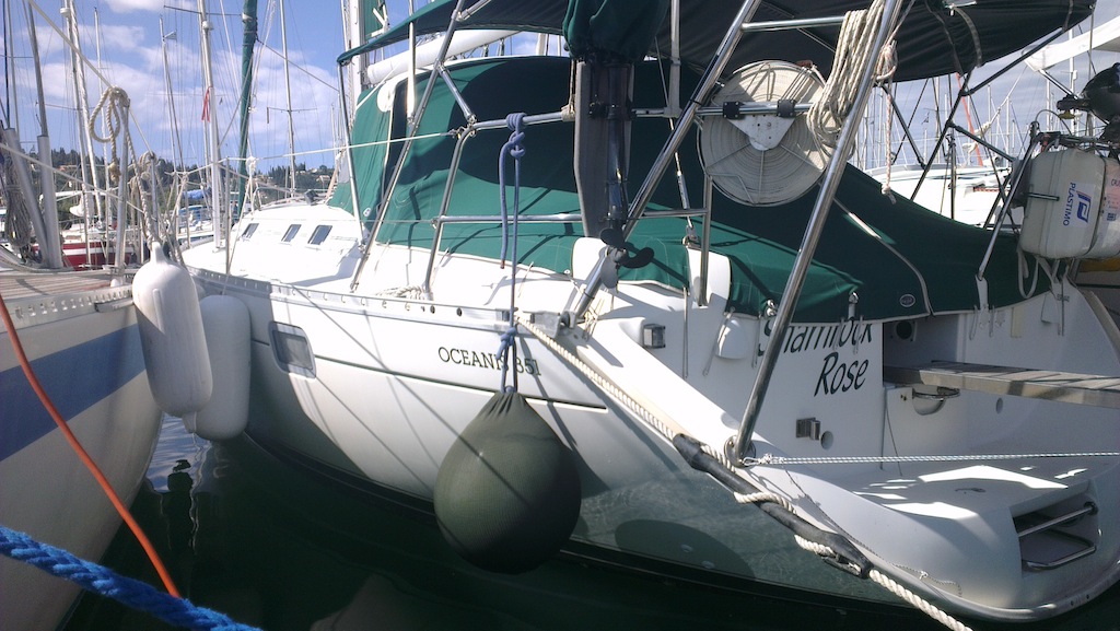 Beneteau Oceanis 351 for sale with Network Yacht Brokers Corfu, Greece