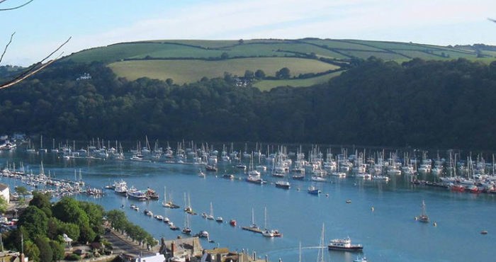 yacht broker dartmouth